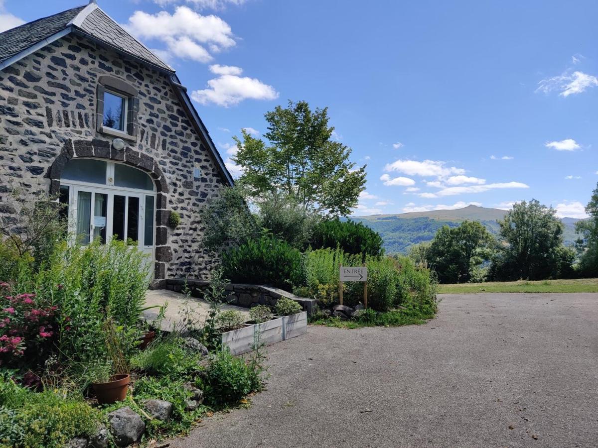 Maison D'Hotes La Grange Salers Bagian luar foto