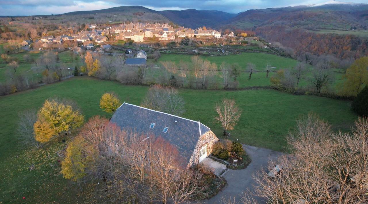 Maison D'Hotes La Grange Salers Bagian luar foto